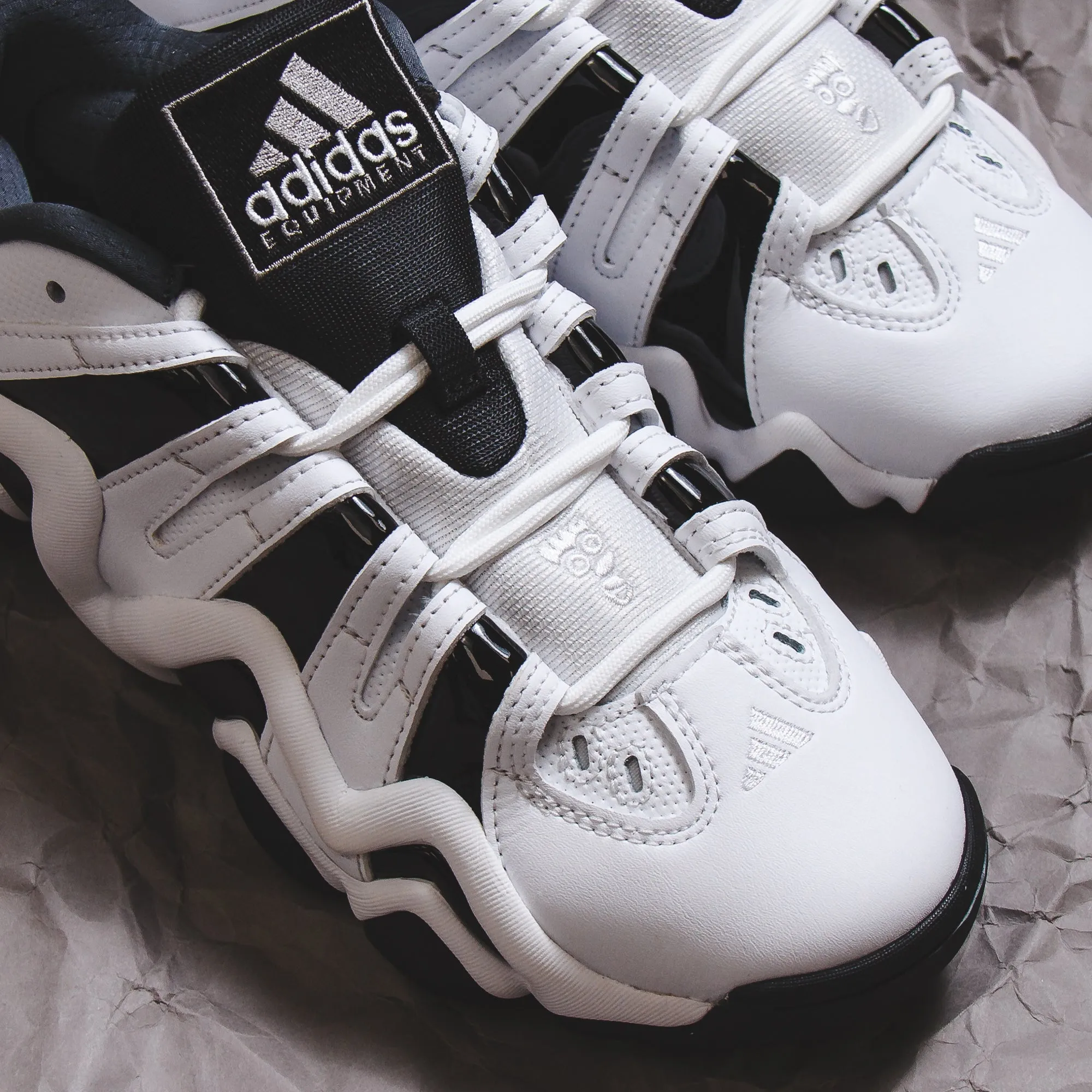 Adidas Basketball Men Crazy 8 Low White Black IG2032