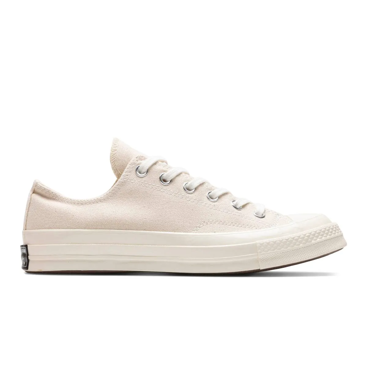 CHUCK 70 CANVAS